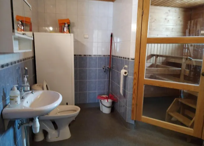 酒店 Kylpylasaari Camping